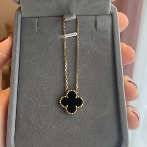 Van Cleef & Arpels Vintage Alhambra Pendant Necklace 18K Yellow Gold and Onyx